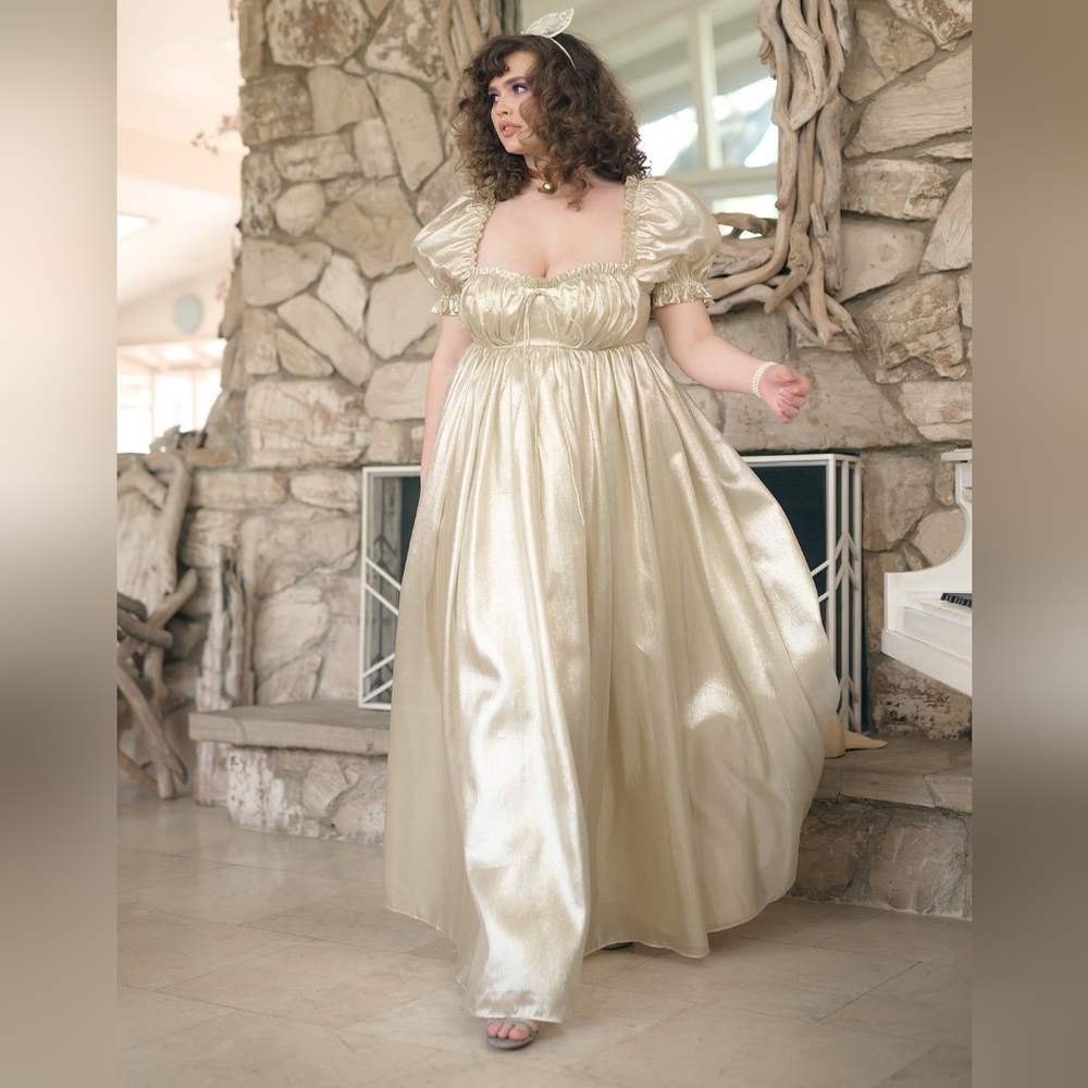 Selkie Champaign Seashell Gown